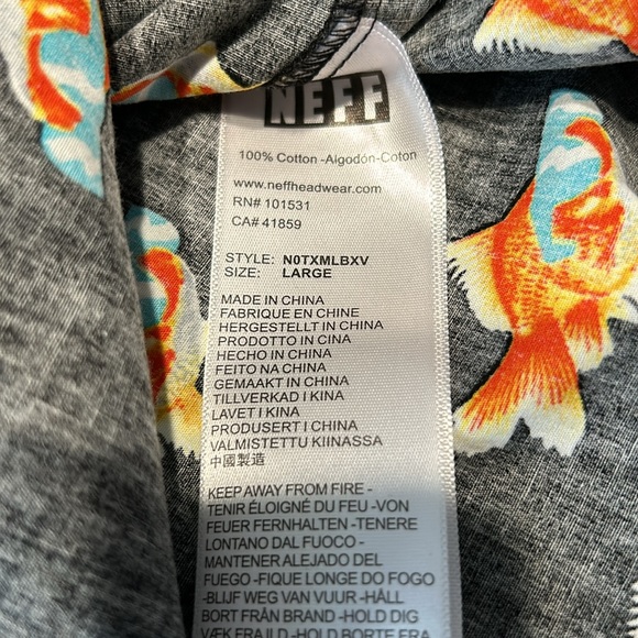 Men’s Neff Great design and colour button down shirt - Picture 6 of 8